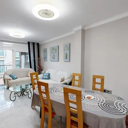 , Proche Centre Commerce Apartment *